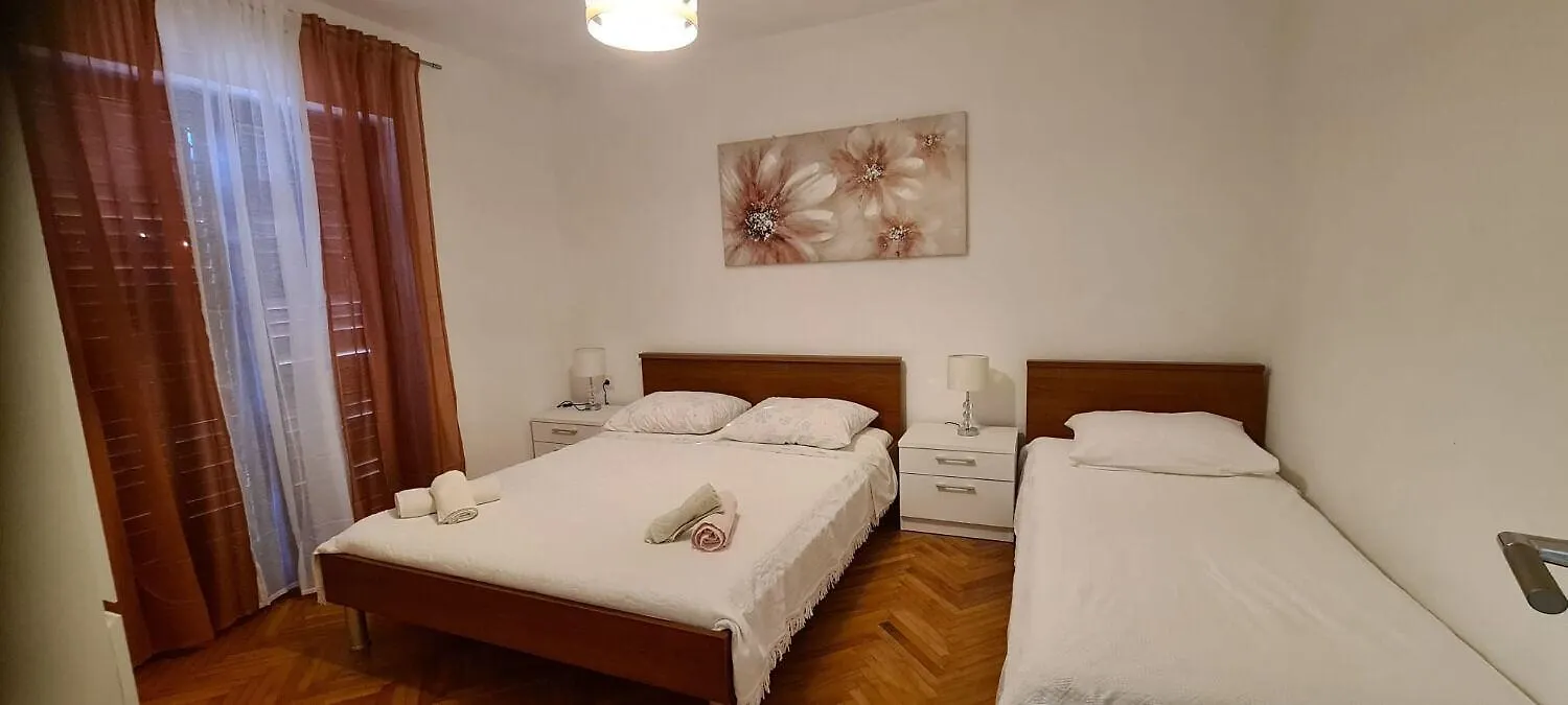 Apartments Dari Sali