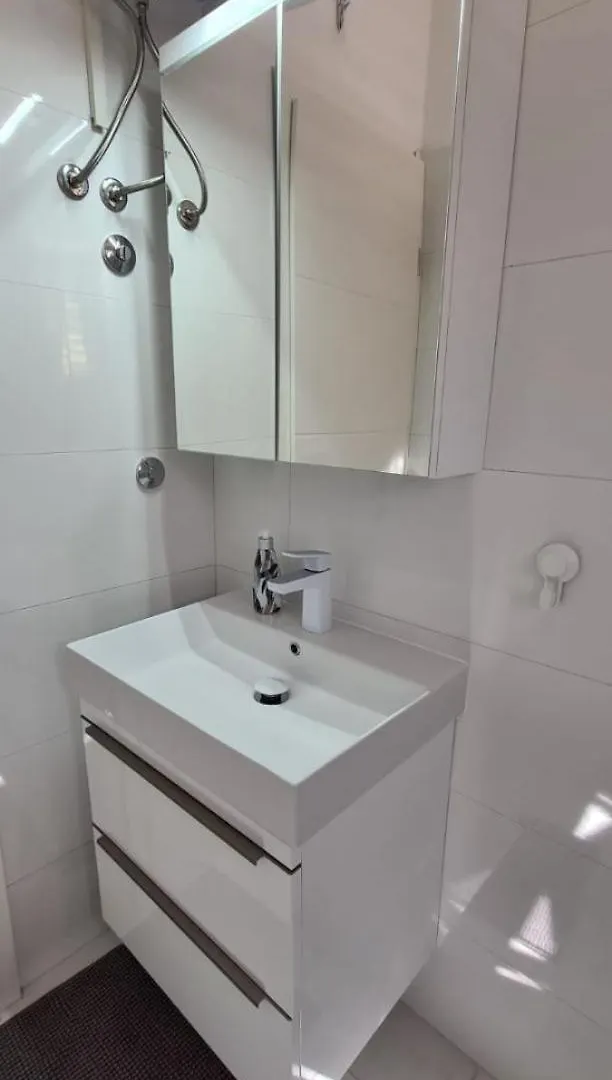 Apartments Dari Sali