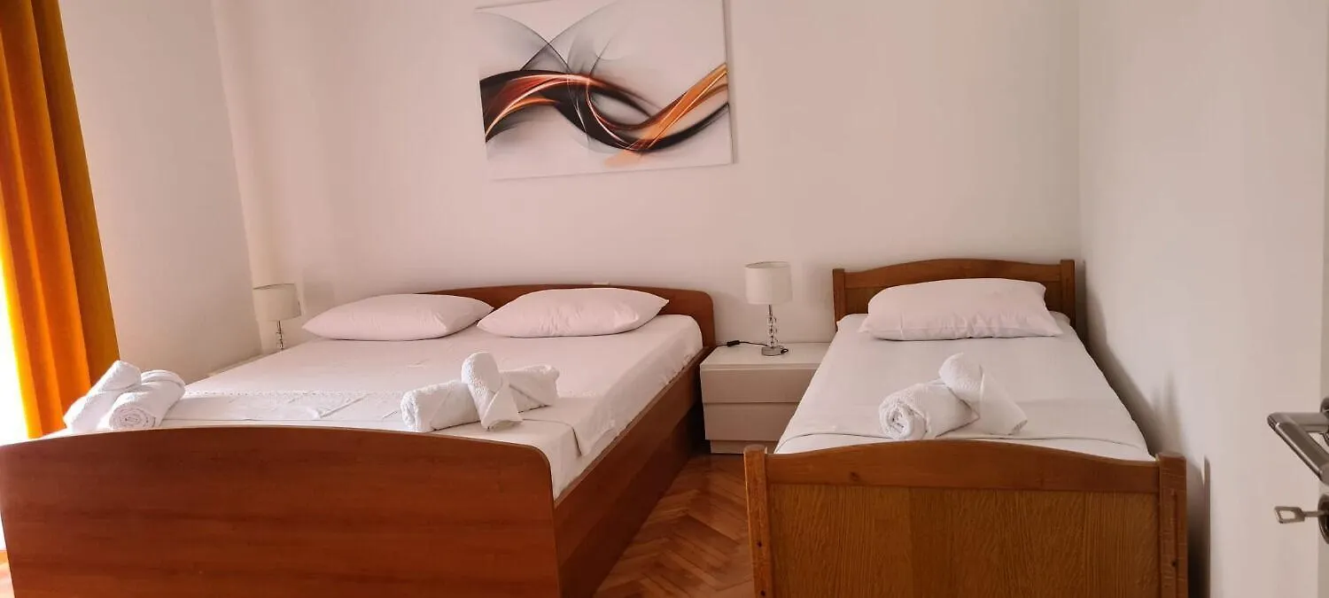 Apartments Dari Sali