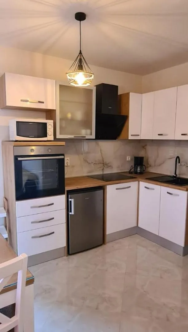 Apartments Dari Sali 0*,  Kroatien